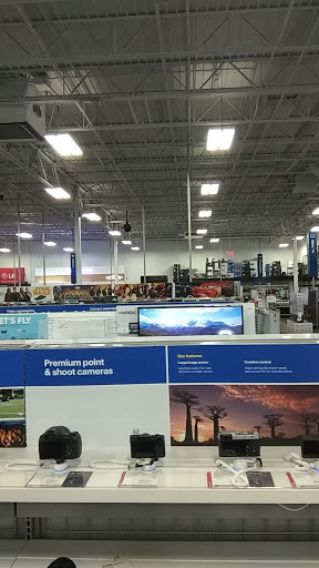 Electronics Store «Best Buy», reviews and photos, 4505 Monroe St, Toledo, OH 43613, USA