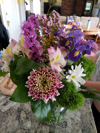 Florist «Floral Expressions», reviews and photos, 7914 Southern Maryland Blvd, Owings, MD 20736, USA