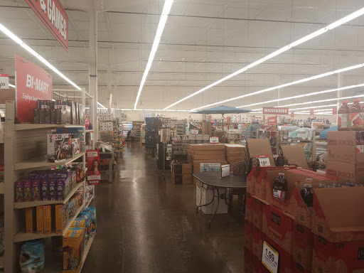 Department Store «Bi-Mart», reviews and photos, 444 Pacific Ave S, Monmouth, OR 97361, USA