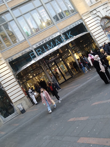 Stores to buy women's pyjamas Toulouse