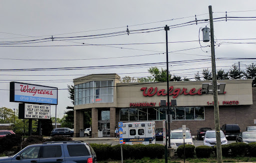 Drug Store «Walgreens», reviews and photos, 17 Green St, Woodbridge, NJ 07095, USA