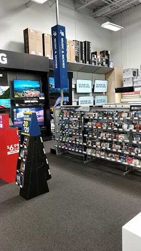 Computer accessories store Pasadena