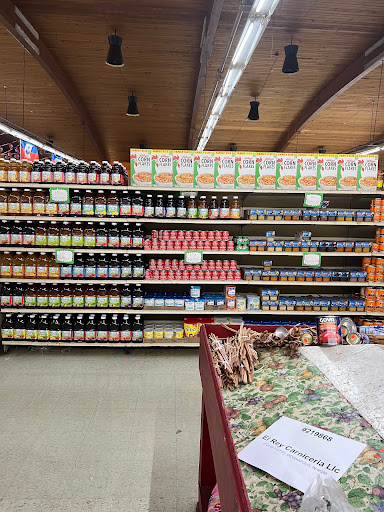 Grocery Store «El Gigante Grocery Store», reviews and photos, 2720 W 71st St, Indianapolis, IN 46268, USA