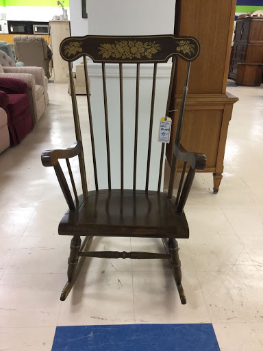 Used Furniture Store «Habitat for Humanity in Monmouth County ReStore», reviews and photos, 45 South St, Freehold, NJ 07728, USA