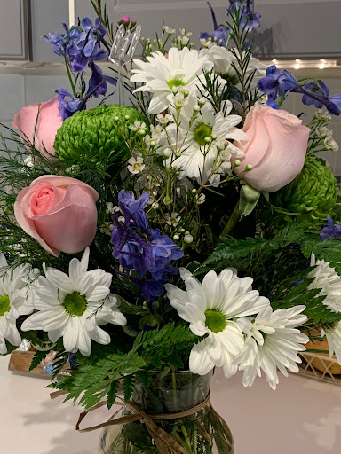 Florist «The Flower Shop», reviews and photos, 2501 Ave P, Fort Pierce, FL 34947, USA