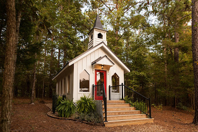Pineywoods Chapel and Trails