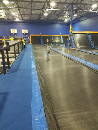 Amusement Park «Cosmic Jump Indoor Trampoline Park», reviews and photos, 1300 N Central Expy #300, Allen, TX 75013, USA