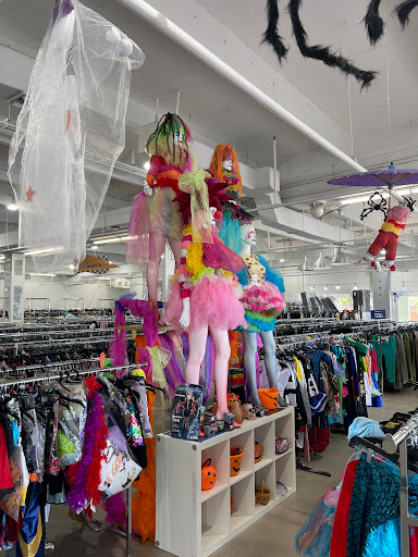 Home Goods Store «Goodwill Superstore», reviews and photos