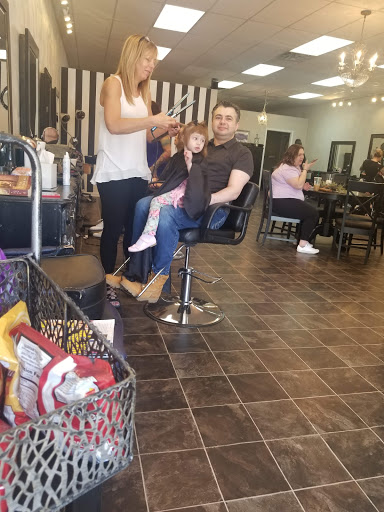 Beauty Salon «Salon Eye Candy», reviews and photos, 535 Broad Ave, North Belle Vernon, PA 15012, USA