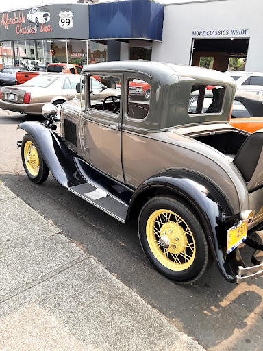 Used Car Dealer «Affordable Classics Inc», reviews and photos, 19895 SE McLoughlin Blvd, Gladstone, OR 97027, USA