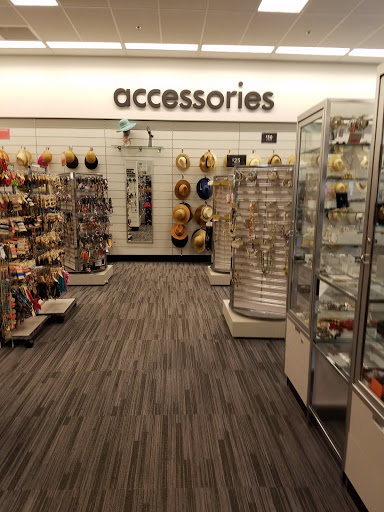 Department Store «Nordstrom Rack Janss Marketplace», reviews and photos, 145 W Hillcrest Dr, Thousand Oaks, CA 91360, USA