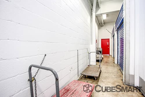 Self-Storage Facility «CubeSmart Self Storage», reviews and photos, 138-54 94th Ave, Jamaica, NY 11435, USA