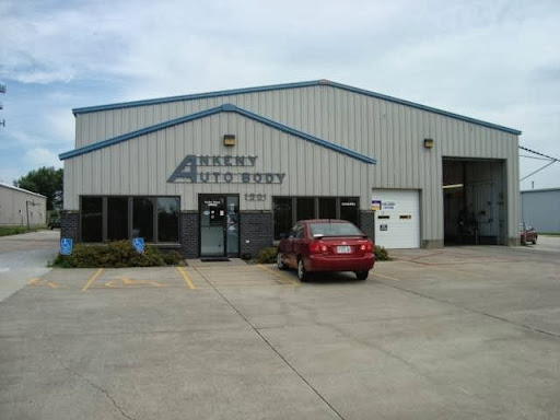 Auto Body Shop «Ankeny Auto Body», reviews and photos, 1501 SE Cortina Dr, Ankeny, IA 50021, USA