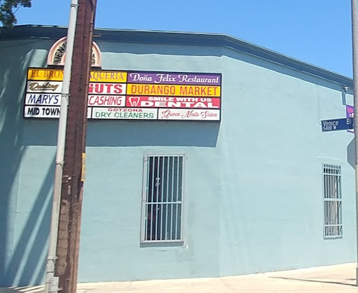 Donut Shop «Darling Donuts & Ice Cream», reviews and photos, 5431 Venice Blvd, Los Angeles, CA 90019, USA