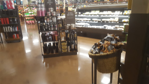 Grocery Store «Kroger Marketplace», reviews and photos, 1700 Declaration Dr, Independence, KY 41051, USA