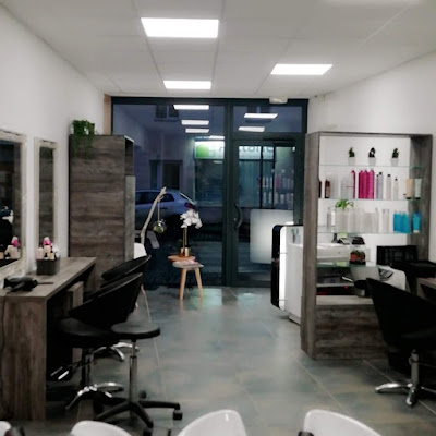Athenae Coiffure à Thaon-les-Vosges