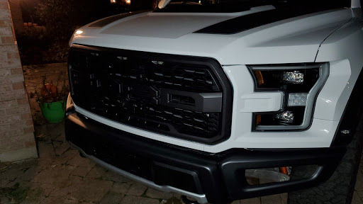 Auto Body Shop «Kubis Auto Body», reviews and photos, 20 W Naperville Rd, Westmont, IL 60559, USA