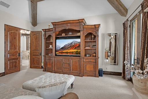 Gina Piper I Elation Real Estate image
