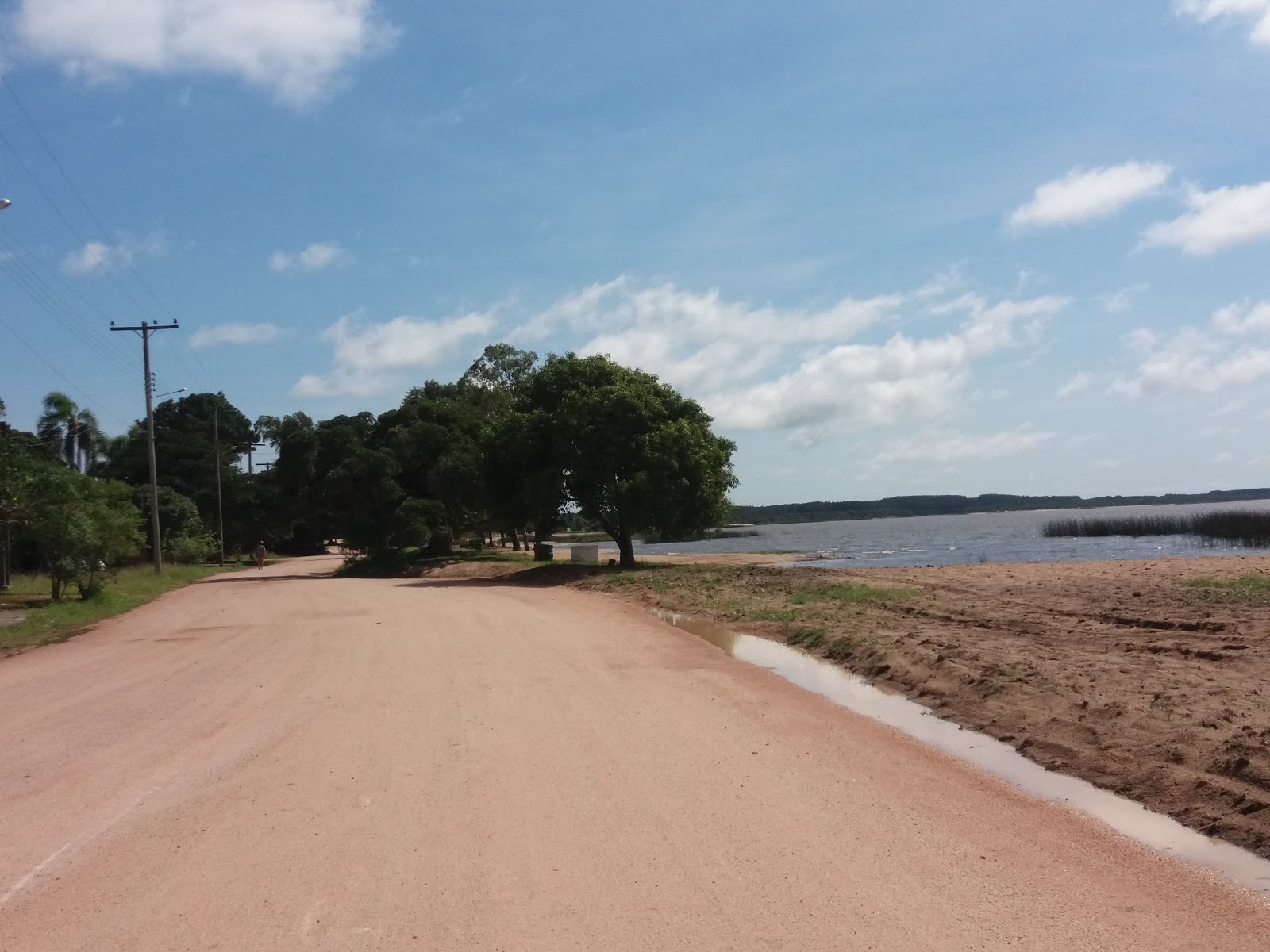 Photo de Praia Da Garca. - endroit populaire parmi les connaisseurs de la détente