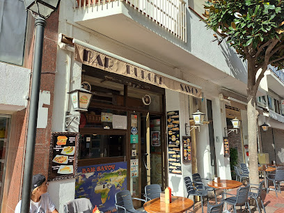 Bar Savoy - Carrer Nou, 39, 17320 Tossa de Mar, Girona, Spain