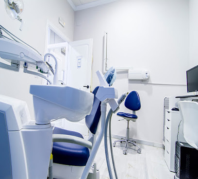 Información y opiniones sobre Clínica Dental Morad de Sevilla