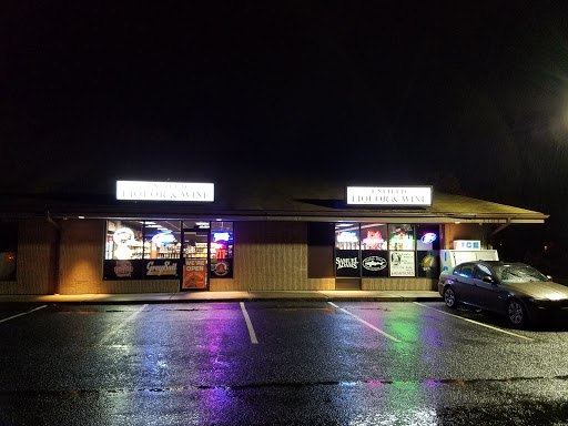 Liquor Store «Enfield Liquor and Wine», reviews and photos, 920 Enfield St, Enfield, CT 06082, USA