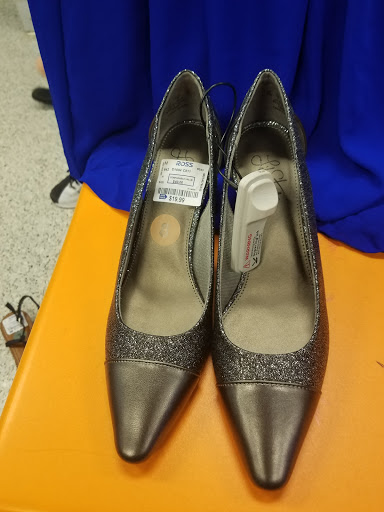 Clothing Store «Ross Dress for Less», reviews and photos, 1400 Lincoln Blvd, Venice, CA 90291, USA