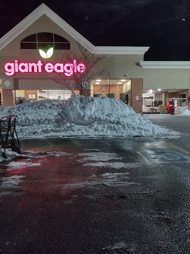 Supermarket «Giant Eagle Supermarket», reviews and photos, 870 N Court St, Medina, OH 44256, USA
