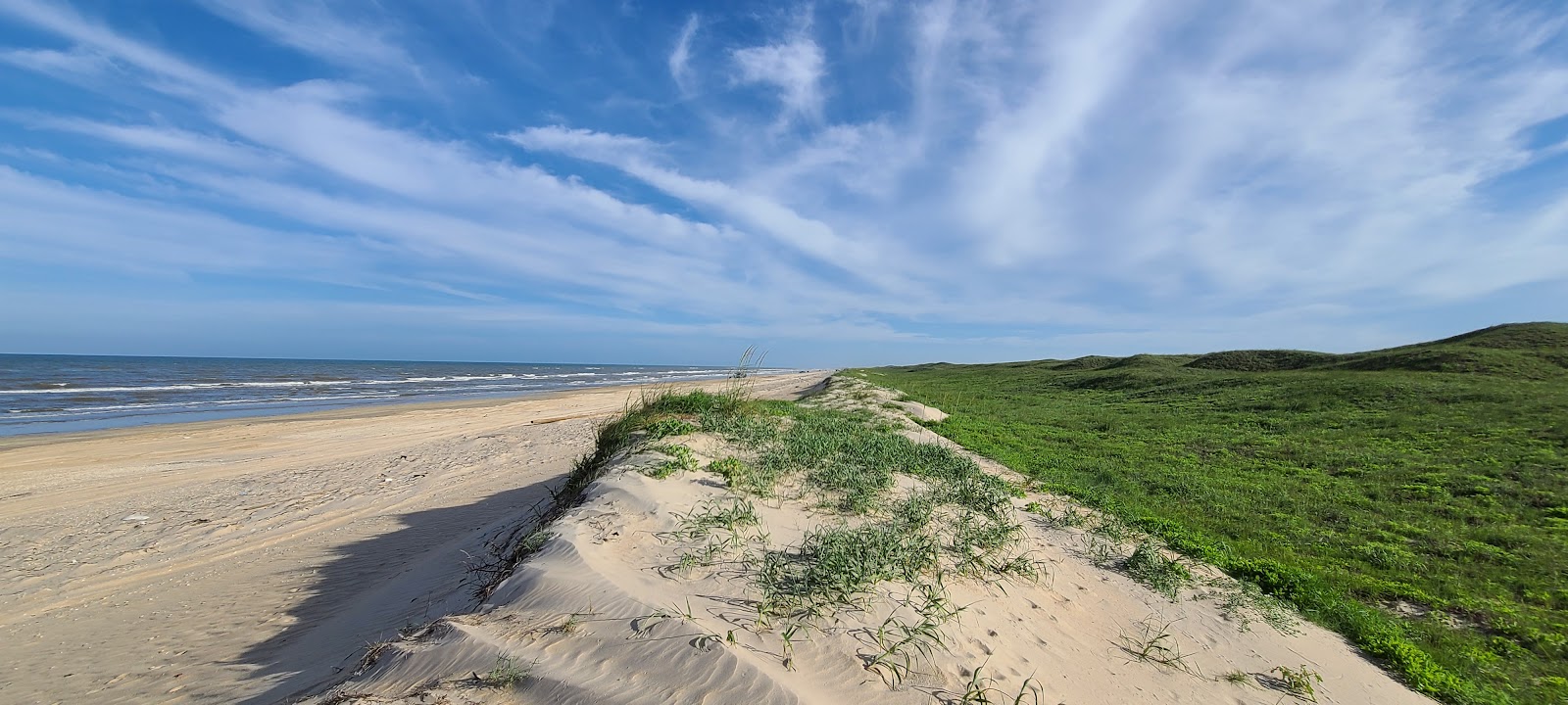 Fotografie cu North beach Camping - locul popular printre cunoscătorii de relaxare
