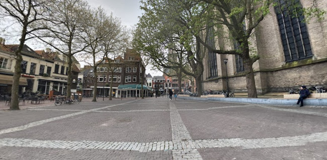 Grand cafe en wijnbar Het Wijnhuis telefoonnummer