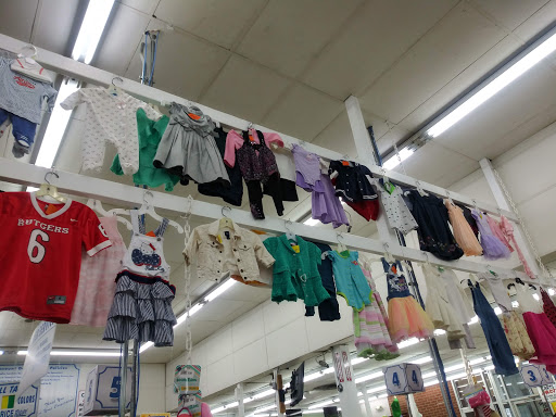 Thrift Store «Village Discount Outlet», reviews and photos, 3500 Cleveland Ave, Columbus, OH 43224, USA