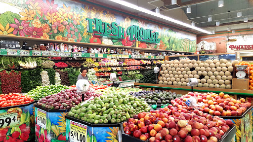 Supermarket «Vallarta Supermarkets», reviews and photos, 10859 Oxnard St, North Hollywood, CA 91606, USA