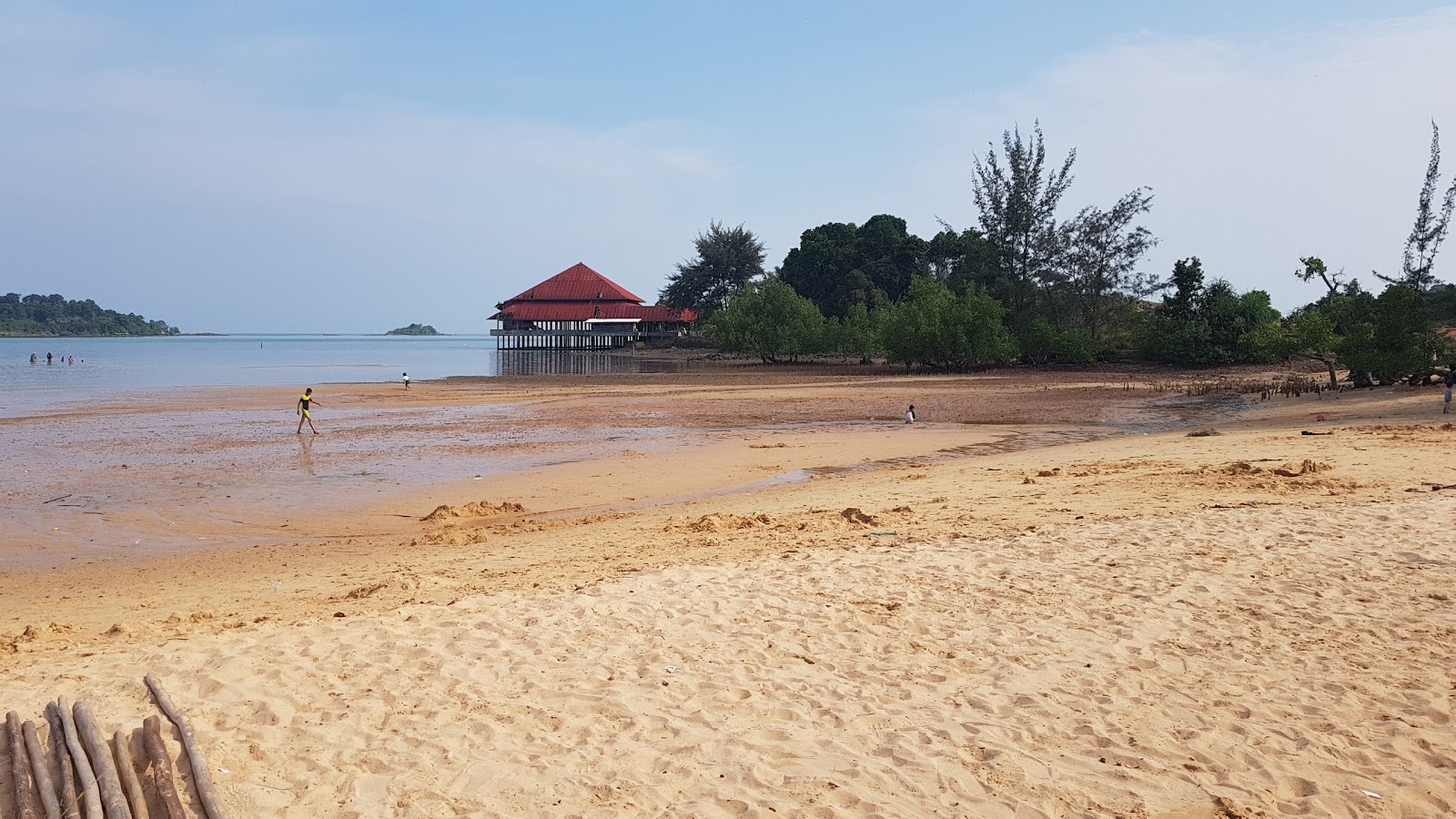Foto von Elyora Beach annehmlichkeitenbereich