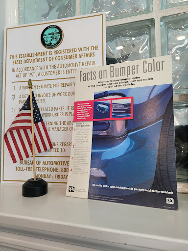 Auto Body Shop «J & S Auto Body Inc», reviews and photos, 517 W Foothill Blvd, Glendora, CA 91741, USA