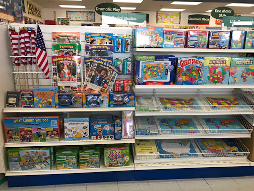 Educational Supply Store «Lakeshore Learning Store», reviews and photos, 5670 Antioch Rd, Merriam, KS 66202, USA