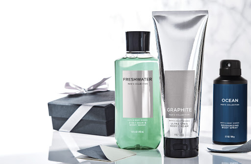 Beauty Supply Store «Bath & Body Works», reviews and photos, 12762 Riverdale Blvd, Coon Rapids, MN 55448, USA