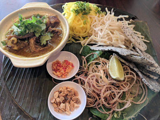 Mi Quang Co Thao