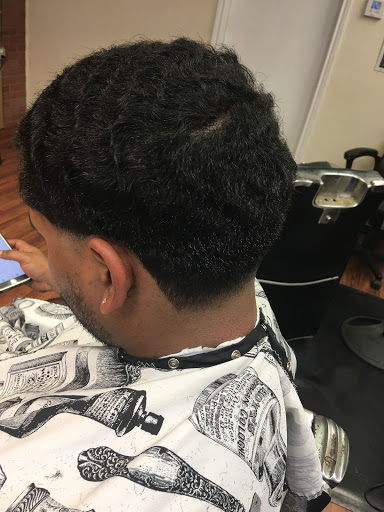 Barber Shop «Friendly Barber Shop», reviews and photos, 13207 Jones Rd, Houston, TX 77070, USA