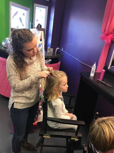 Party Planner «Bananas Parties & Boutique», reviews and photos, 14 Main St, Madison, AL 35758, USA