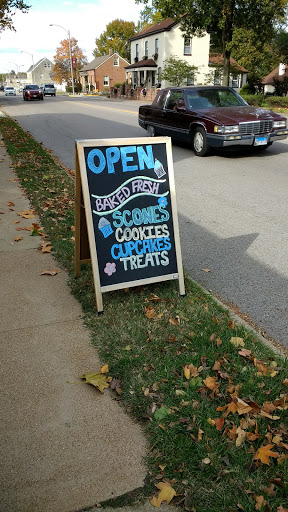 Bakery «Dear Diva Desserts Bake Shop», reviews and photos, 321 N Main St, Columbia, IL 62236, USA