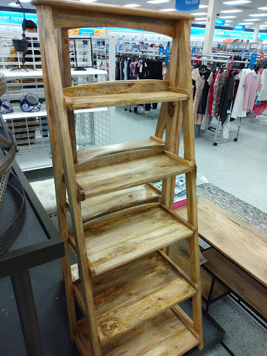 Clothing Store «Ross Dress for Less», reviews and photos, 3255 SW Cedar Hills Blvd, Beaverton, OR 97005, USA