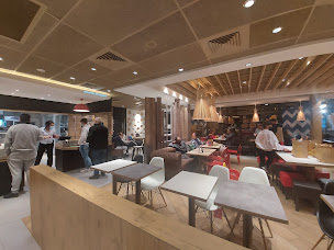 Photo n°79 de McDonald's à Bourg-en-Bresse ()
