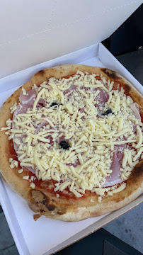 Plats et boissons du Pizzas à emporter C'Rock N'Pizz à Solaize - n°7
