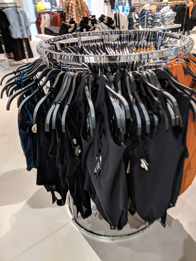 Clothing Store «Forever 21», reviews and photos, 6531 Springfield Mall, Springfield, VA 22150, USA