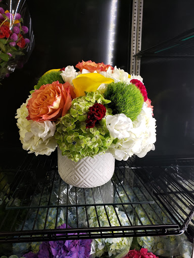 Florist «Alborada Florist», reviews and photos, 17 Huguenot St, New Rochelle, NY 10801, USA