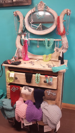 Western Apparel Store «DosCowgirls Horse Tack And Western store», reviews and photos, 18530 E San Tan Blvd, Queen Creek, AZ 85142, USA