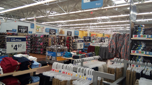 Department Store «Walmart Supercenter», reviews and photos, 620 Gravel Pike, East Greenville, PA 18041, USA