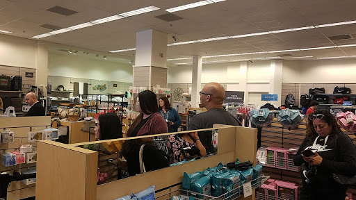 Department Store «Nordstrom Rack Mission Valley», reviews and photos, 1640 Camino Del Rio N, San Diego, CA 92108, USA