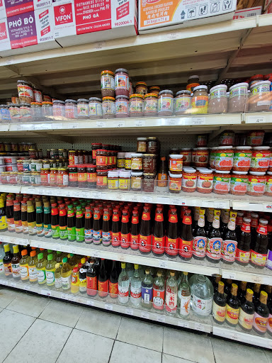 Asian Grocery Store «Kim Nhung Superfood», reviews and photos, 30925 Dequindre Rd, Madison Heights, MI 48071, USA