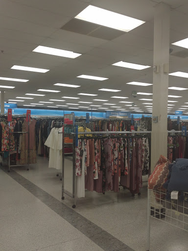 Clothing Store «Ross Dress for Less», reviews and photos, 1235 N Peachtree Pkwy, Peachtree City, GA 30269, USA